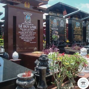 Bia Mộ Đá Granite Đen Khắc Chữ Vàng - Mẫu BM01